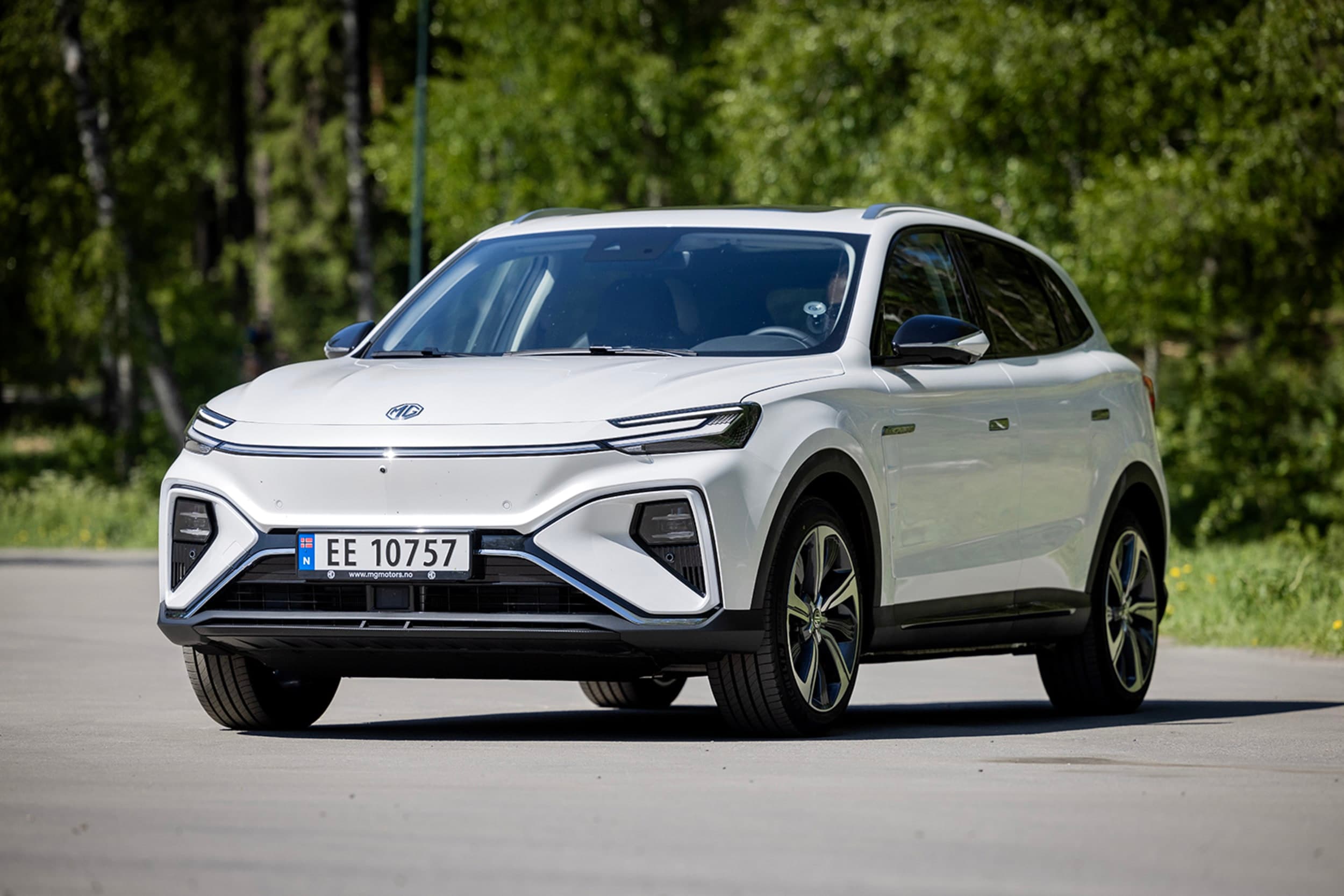 Hvit MG Marvel R – elbil